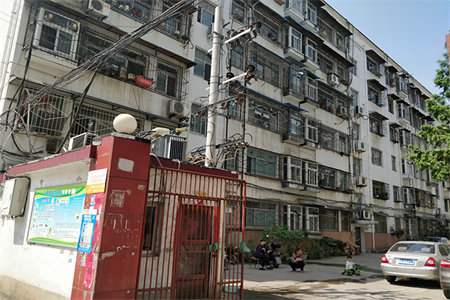 密州东城名苑2室2厅1卫90m2精装修